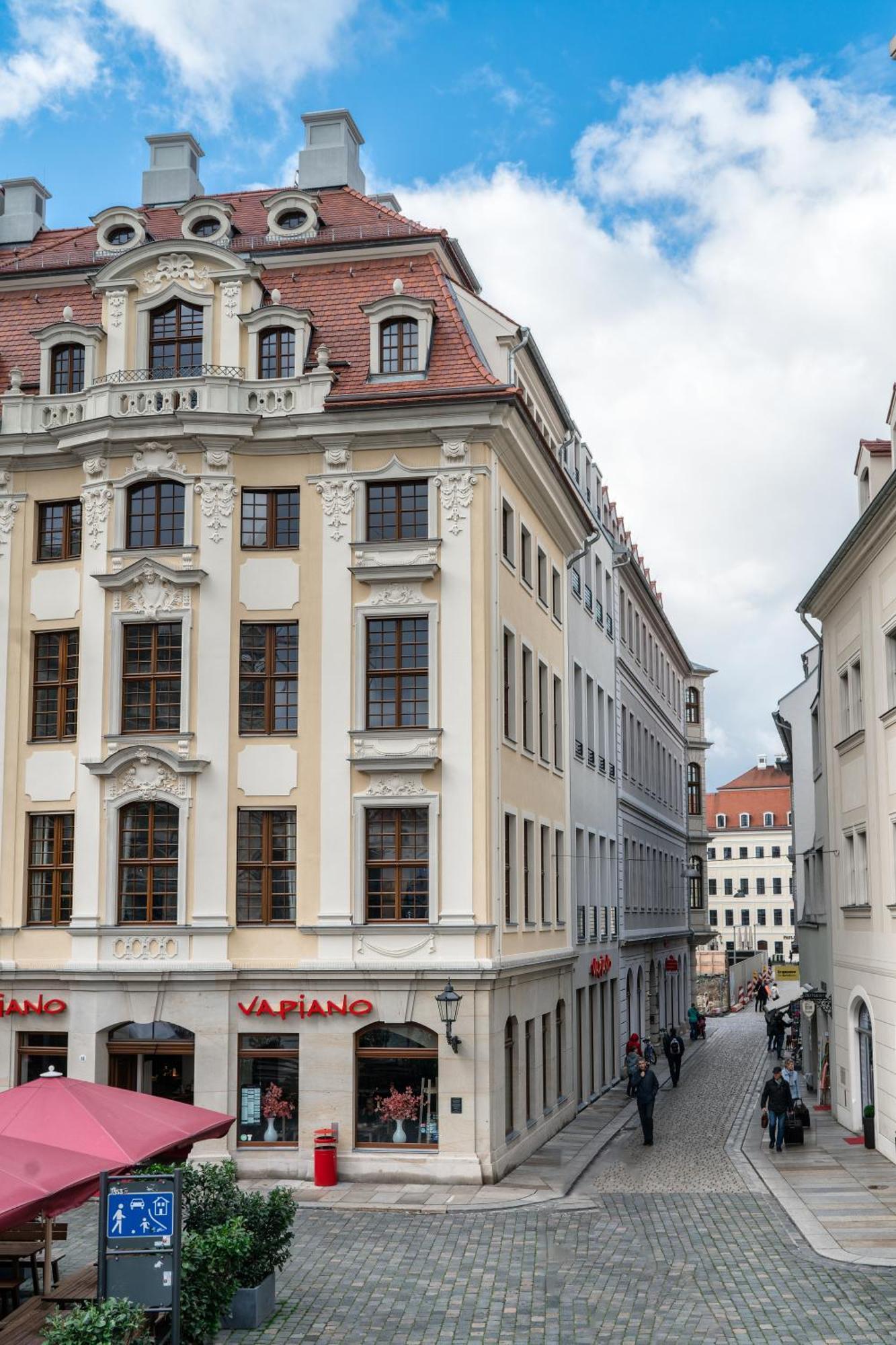 Grosszuegiges Apartment Mit Blick Zur Frauenkirche Dresden Bagian luar foto